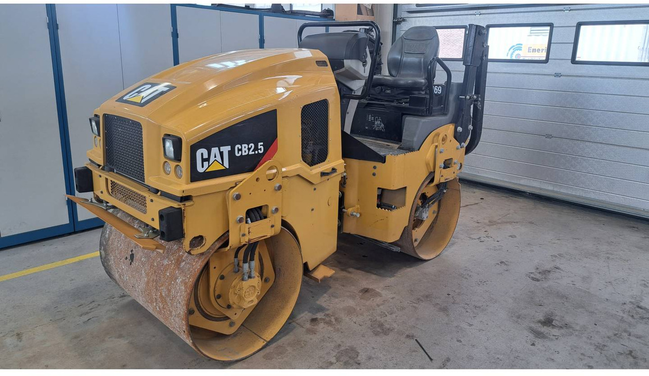 CAT CB2.5LRC - Asfaltwals: afbeelding 1 CAT CB2.5LRC - Asfaltwals: afbeelding 1
