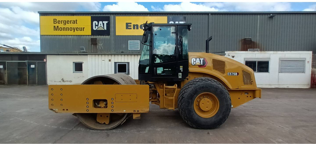 CAT CS76B 4F - Schapenpootwals/ Grondverdichter: afbeelding 1 CAT CS76B 4F - Schapenpootwals/ Grondverdichter: afbeelding 1