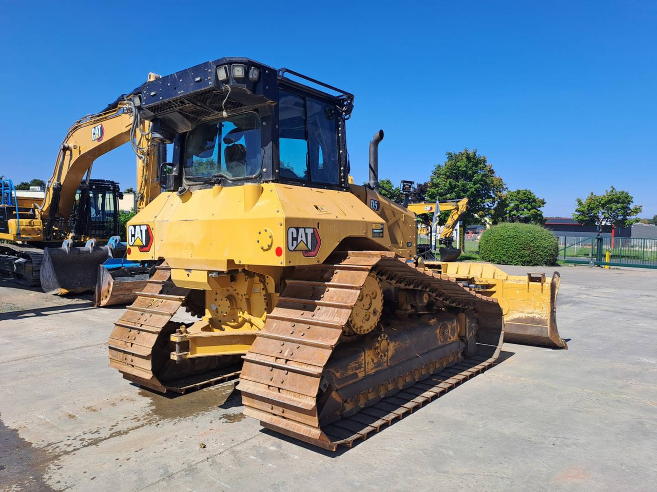 CAT D5 - Bulldozer: afbeelding 3 CAT D5 - Bulldozer: afbeelding 3