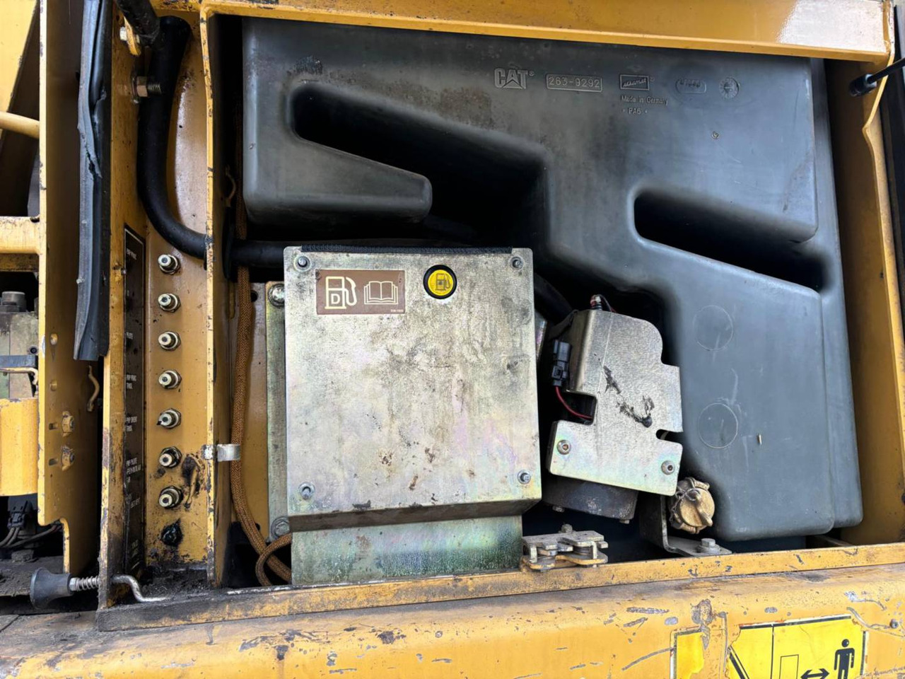 Mobiele graafmachine CAT M318C: afbeelding 13