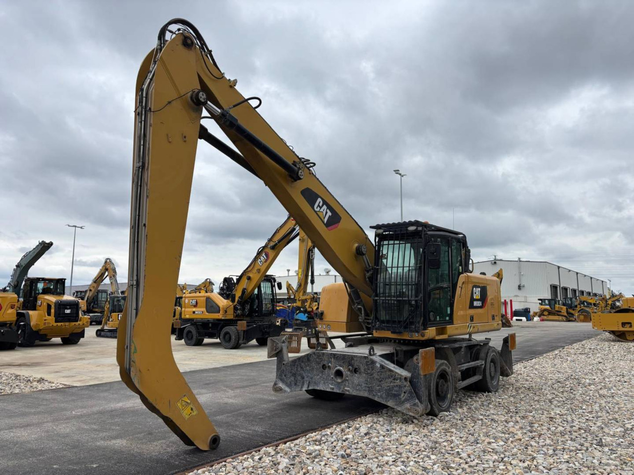 CAT MH3024-1 - Mobiele graafmachine: afbeelding 2 CAT MH3024-1 - Mobiele graafmachine: afbeelding 2