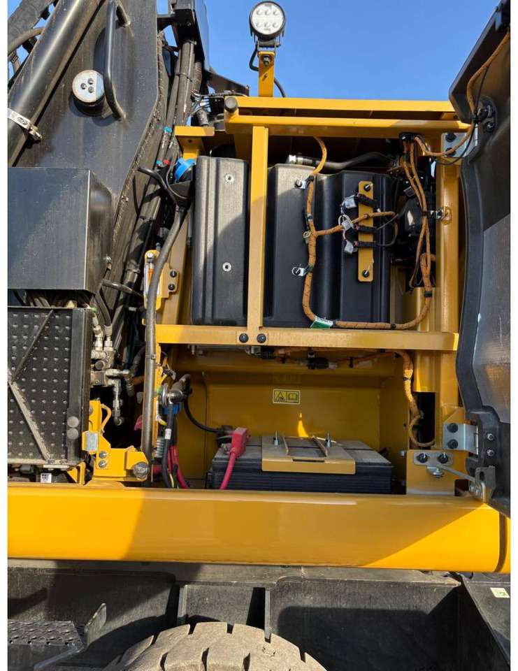 Mobiele graafmachine CAT MH3024: afbeelding 17