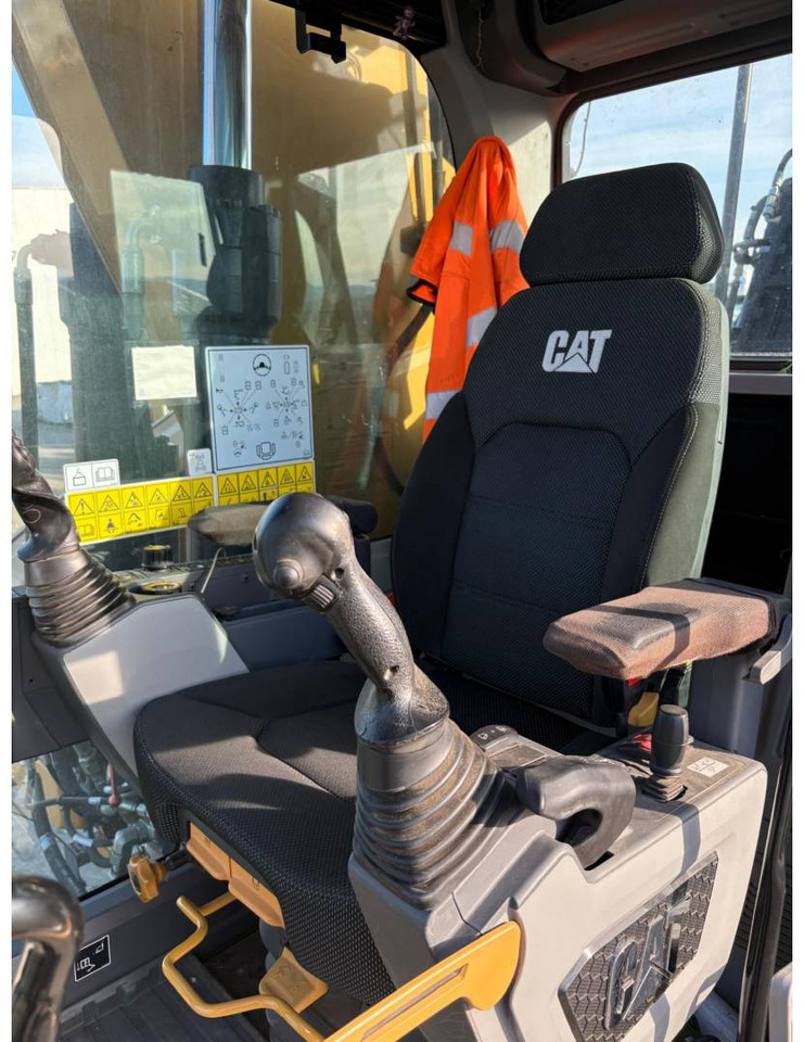 Mobiele graafmachine CAT MH3024: afbeelding 18