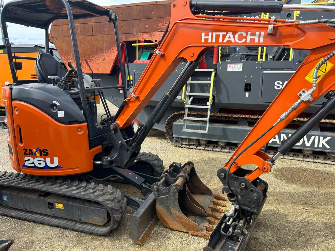 HITACHI ZX26U-6 - Rupsgraafmachine: afbeelding 2 HITACHI ZX26U-6 - Rupsgraafmachine: afbeelding 2