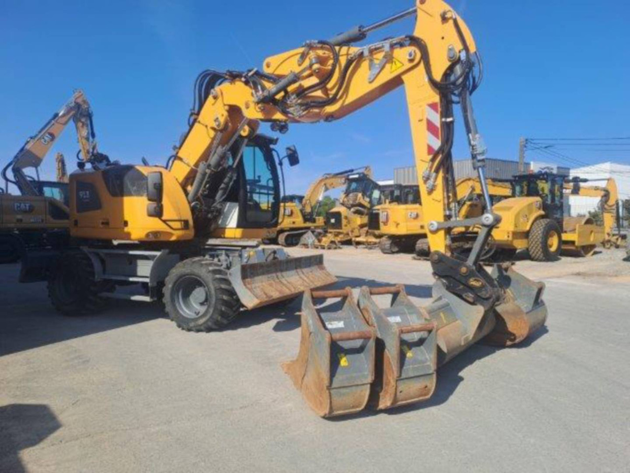 LIEBHERR A913 - Mobiele graafmachine: afbeelding 2 LIEBHERR A913 - Mobiele graafmachine: afbeelding 2