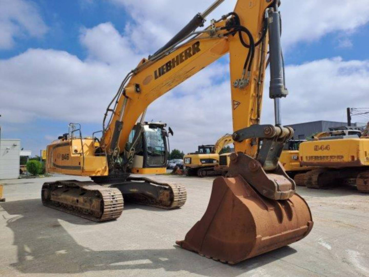 LIEBHERR R946 - Rupsgraafmachine: afbeelding 2 LIEBHERR R946 - Rupsgraafmachine: afbeelding 2