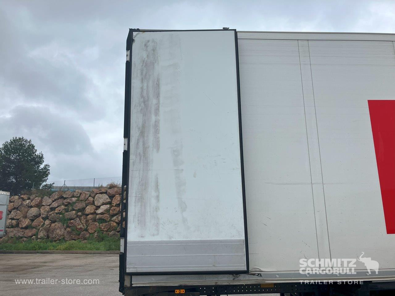 SCHMITZ Semiremolque Frigo Standard Double deck - Isotherm oplegger: afbeelding 2 SCHMITZ Semiremolque Frigo Standard Double deck - Isotherm oplegger: afbeelding 2