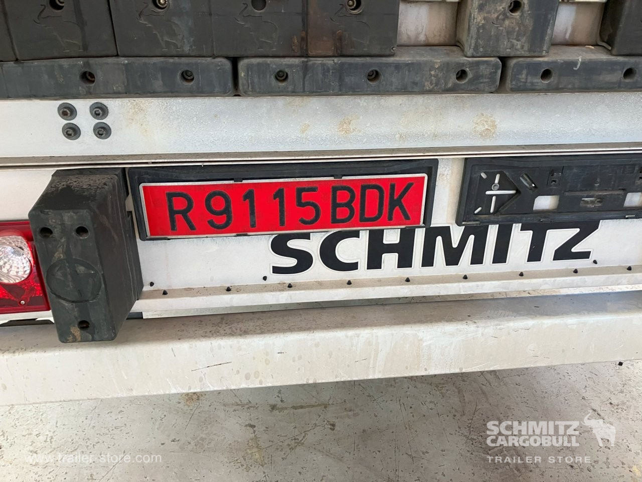 SCHMITZ Semiremolque Frigo Standard Double deck - Isotherm oplegger: afbeelding 3 SCHMITZ Semiremolque Frigo Standard Double deck - Isotherm oplegger: afbeelding 3