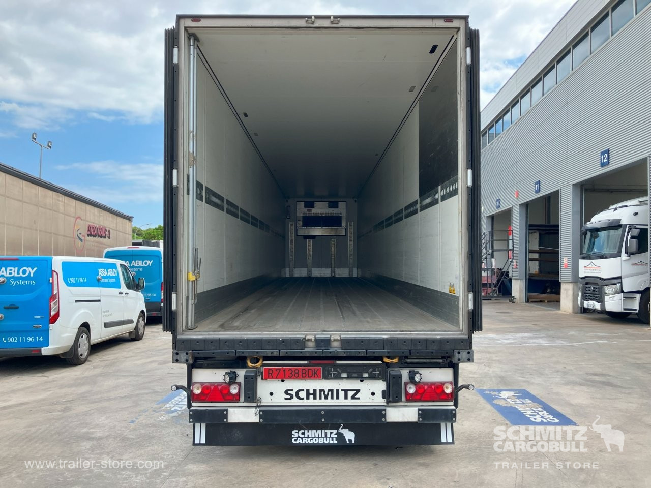 SCHMITZ Semiremolque Frigo Standard - Isotherm oplegger: afbeelding 2 SCHMITZ Semiremolque Frigo Standard - Isotherm oplegger: afbeelding 2