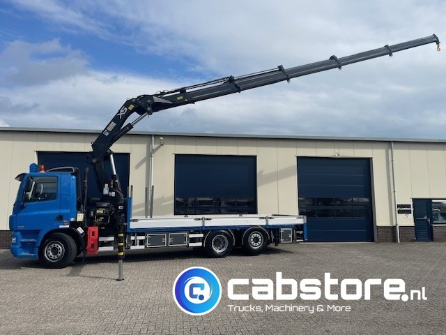 DAF CF 85.360 FAN 6x2 Euro 5 - Open laadbak + HIAB XS 377 EP-5 Hipro laadkraan - Remote control - Bouwjaar 2006 - Zeer goede conditie - Kraanwagen: afbeelding 4 DAF CF 85.360 FAN 6x2 Euro 5 - Open laadbak + HIAB XS 377 EP-5 Hipro laadkraan - Remote control - Bouwjaar 2006 - Zeer goede conditie - Kraanwagen: afbeelding 4