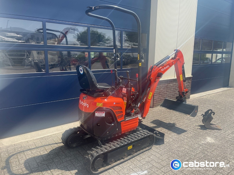 Kubota U10-3 Mini graafmachine - 900 kg - Verbreedbaar - Bouwjaar 2020 - Uren 1193 !! - 2 graafbakken - Zeer mooie machine - Minigraafmachine: afbeelding 3 Kubota U10-3 Mini graafmachine - 900 kg - Verbreedbaar - Bouwjaar 2020 - Uren 1193 !! - 2 graafbakken - Zeer mooie machine - Minigraafmachine: afbeelding 3