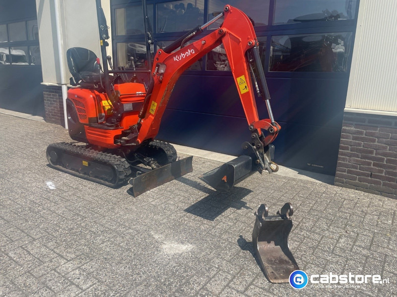 Kubota U10-3 Mini graafmachine - 900 kg - Verbreedbaar - Bouwjaar 2020 - Uren 1193 !! - 2 graafbakken - Zeer mooie machine - Minigraafmachine: afbeelding 2 Kubota U10-3 Mini graafmachine - 900 kg - Verbreedbaar - Bouwjaar 2020 - Uren 1193 !! - 2 graafbakken - Zeer mooie machine - Minigraafmachine: afbeelding 2