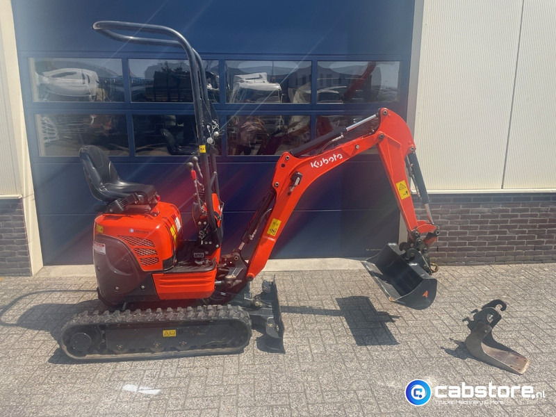 Kubota U10-3 Mini graafmachine - 900 kg - Verbreedbaar - Bouwjaar 2020 - Uren 1193 !! - 2 graafbakken - Zeer mooie machine - Minigraafmachine: afbeelding 4 Kubota U10-3 Mini graafmachine - 900 kg - Verbreedbaar - Bouwjaar 2020 - Uren 1193 !! - 2 graafbakken - Zeer mooie machine - Minigraafmachine: afbeelding 4