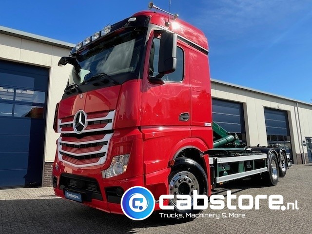 Mercedes-Benz ACTROS 2542 6x2 Euro 6 - HIAB-Multilift 26 Ton's Haakarmsysteem - Containerlift -Bouwjaar 2016 - Km 544.497 - Haakarmsysteem vrachtwagen: afbeelding 3 Mercedes-Benz ACTROS 2542 6x2 Euro 6 - HIAB-Multilift 26 Ton's Haakarmsysteem - Containerlift -Bouwjaar 2016 - Km 544.497 - Haakarmsysteem vrachtwagen: afbeelding 3