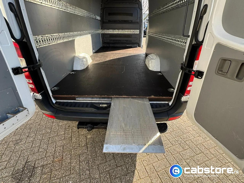 Mercedes-Benz Sprinter 316 CDI L3/H2 316 CDI Euro 5 - L3/H2 - Automaat - Geïntegreerde rijplaten in vloer - Bearlock - Year 2015 - Nieuwe banden - Camperbus - Gesloten bestelwagen: afbeelding 5 Mercedes-Benz Sprinter 316 CDI L3/H2 316 CDI Euro 5 - L3/H2 - Automaat - Geïntegreerde rijplaten in vloer - Bearlock - Year 2015 - Nieuwe banden - Camperbus - Gesloten bestelwagen: afbeelding 5