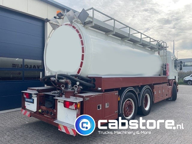 Scania P 380 B 6X2*4 HNA - RETARDER - Tankwagen olie - Olietank - ADR - 16.920 liter - Bouwjaar 2007 - Km 881.924 - Tankwagen: afbeelding 4 Scania P 380 B 6X2*4 HNA - RETARDER - Tankwagen olie - Olietank - ADR - 16.920 liter - Bouwjaar 2007 - Km 881.924 - Tankwagen: afbeelding 4