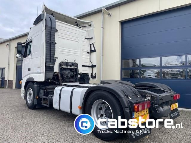 Volvo FH 400 4X2 Euro 5 - VEB+ Brake - Globetrotter - I-Shift - 2 tanks - Bouwjaar 2007 - Km 1.097.798 - Trekker: afbeelding 3 Volvo FH 400 4X2 Euro 5 - VEB+ Brake - Globetrotter - I-Shift - 2 tanks - Bouwjaar 2007 - Km 1.097.798 - Trekker: afbeelding 3