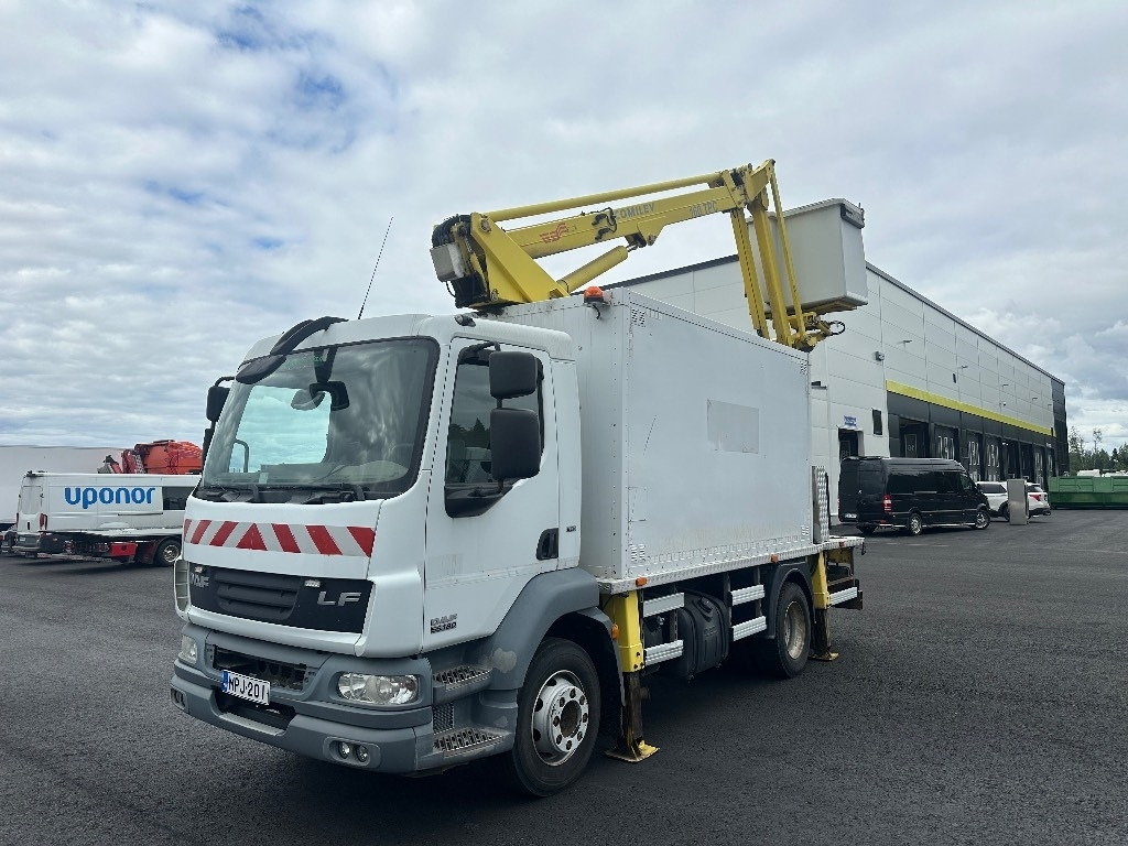 DAF 55.180 henkilönostin - Kraanwagen: afbeelding 1 DAF 55.180 henkilönostin - Kraanwagen: afbeelding 1