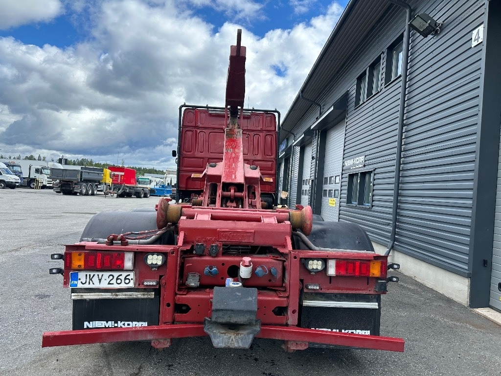 DAF XF105.410 8x2 - Haakarmsysteem vrachtwagen: afbeelding 5 DAF XF105.410 8x2 - Haakarmsysteem vrachtwagen: afbeelding 5
