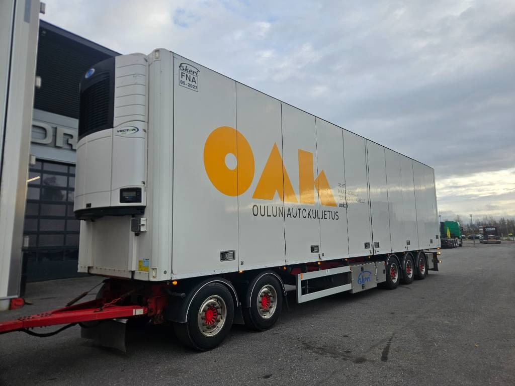 Ekeri FNA kokosivuaukeava  - Koelwagen aanhangwagen: afbeelding 1 Ekeri FNA kokosivuaukeava  - Koelwagen aanhangwagen: afbeelding 1