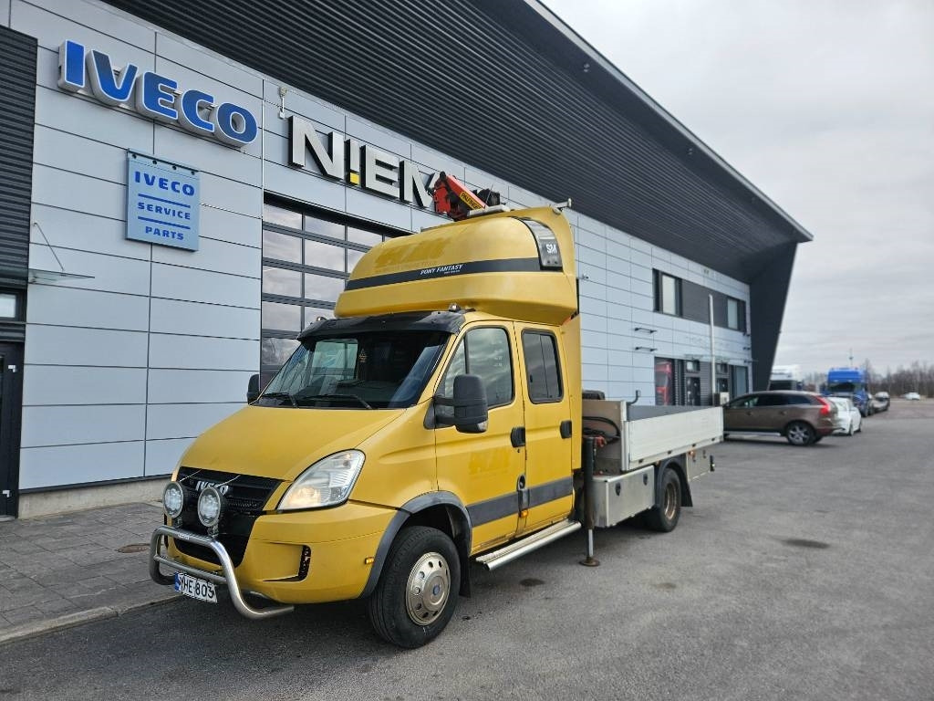 Iveco Daily 65C18 D Palfinger PK3700+ makuuohjaamo - Bestelwagen open laadbak: afbeelding 1 Iveco Daily 65C18 D Palfinger PK3700+ makuuohjaamo - Bestelwagen open laadbak: afbeelding 1