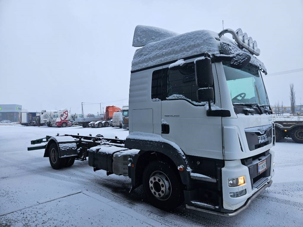 MAN TGM - Chassis vrachtwagen: afbeelding 3 MAN TGM - Chassis vrachtwagen: afbeelding 3