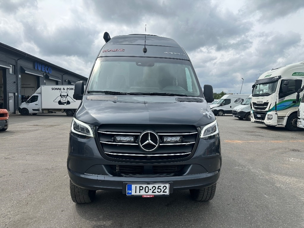 Mercedes-Benz 419 4x4 KABE - Buscamper: afbeelding 2 Mercedes-Benz 419 4x4 KABE - Buscamper: afbeelding 2
