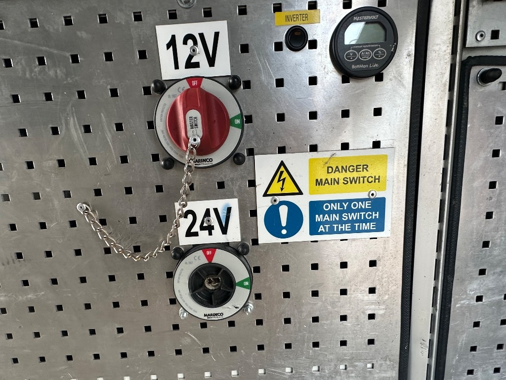 Leasing Renault Master huoltoauto varusteineen Renault Master huoltoauto varusteineen: afbeelding 12 Leasing Renault Master huoltoauto varusteineen Renault Master huoltoauto varusteineen: afbeelding 12