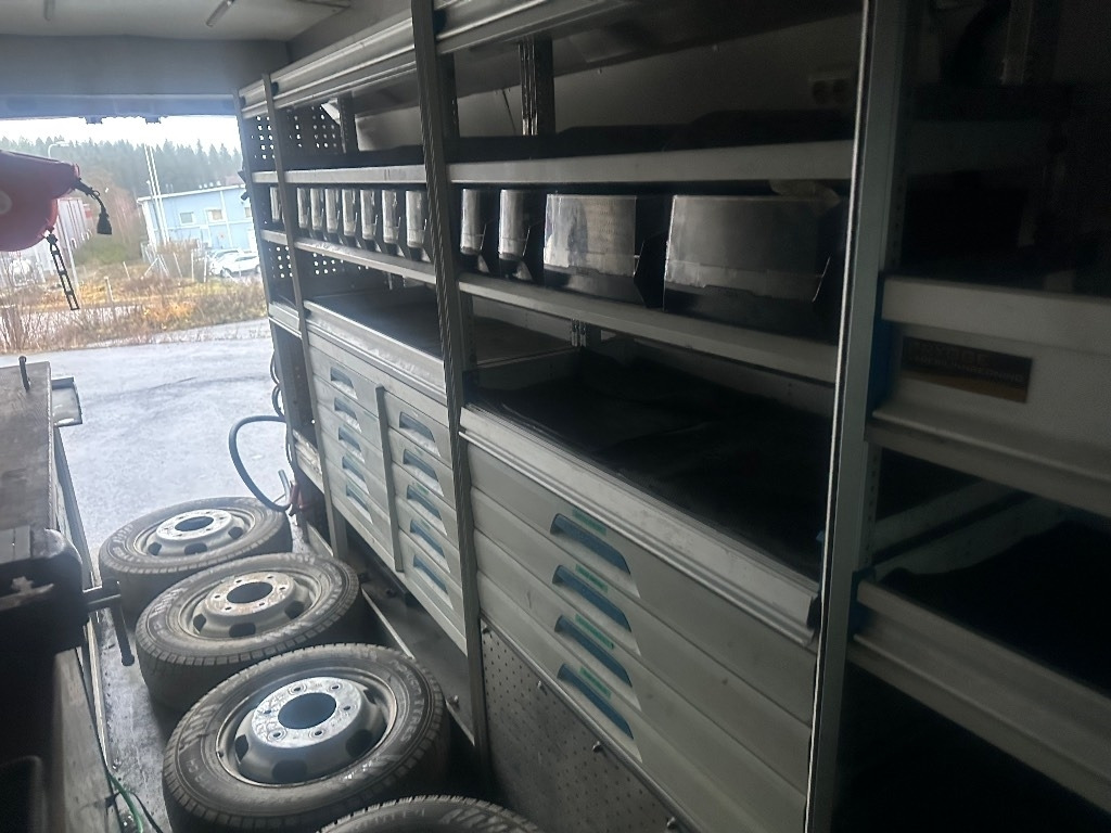 Renault Master huoltoauto varusteineen - Gesloten bestelwagen: afbeelding 4 Renault Master huoltoauto varusteineen - Gesloten bestelwagen: afbeelding 4