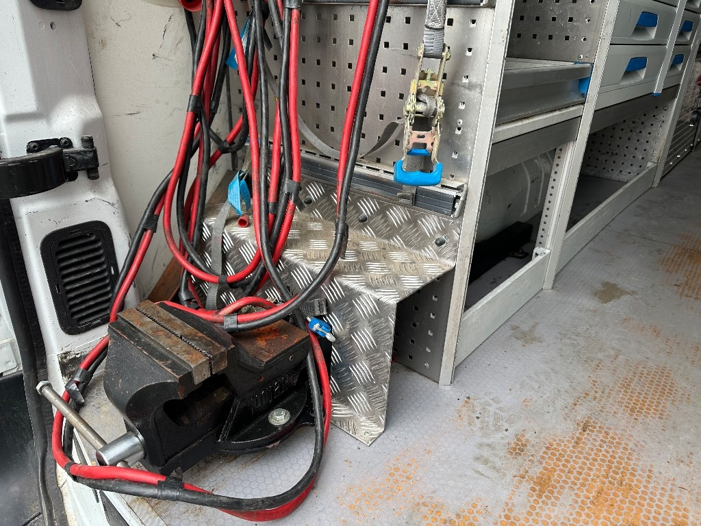 Leasing Renault Master huoltoauto varusteineen Renault Master huoltoauto varusteineen: afbeelding 8 Leasing Renault Master huoltoauto varusteineen Renault Master huoltoauto varusteineen: afbeelding 8