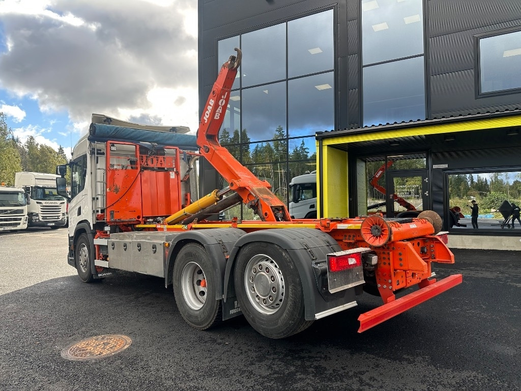 Scania P 370 6x2*4 - Haakarmsysteem vrachtwagen: afbeelding 4 Scania P 370 6x2*4 - Haakarmsysteem vrachtwagen: afbeelding 4