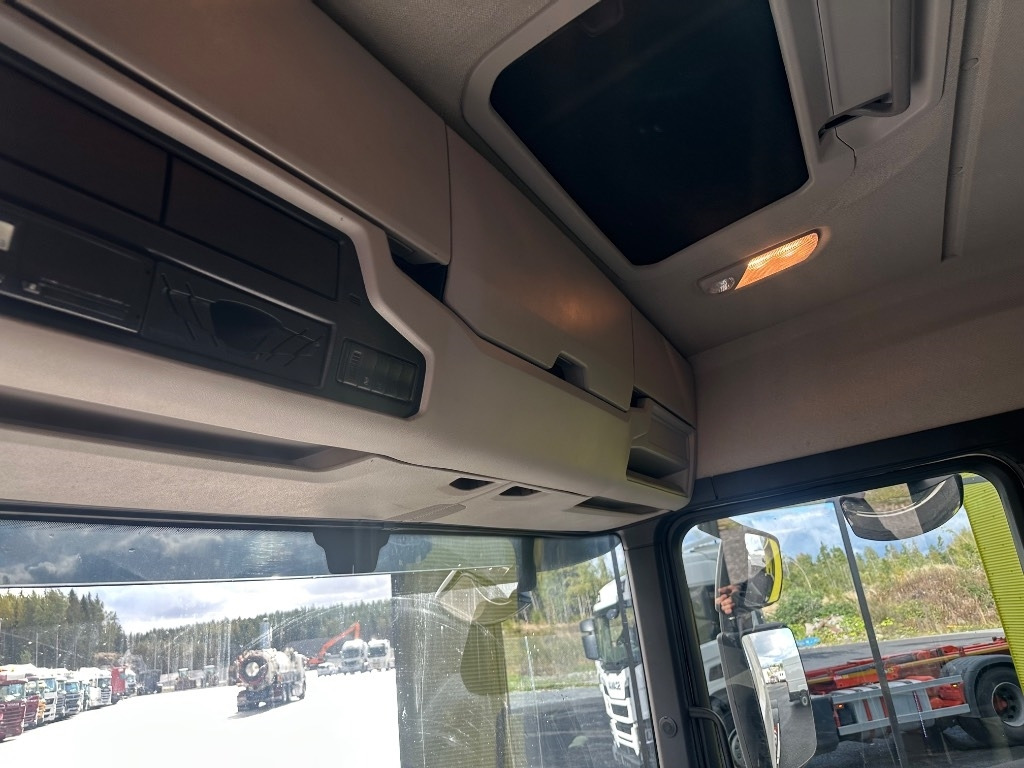 Haakarmsysteem vrachtwagen Scania P 370 6x2*4: afbeelding 17