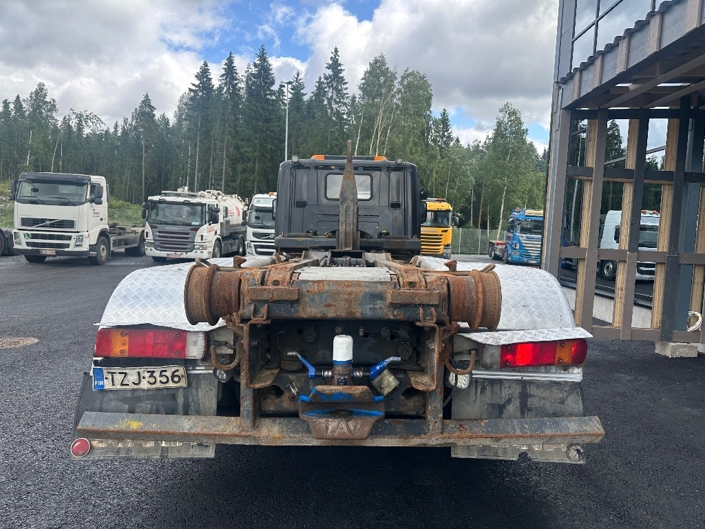 Scania P420 6x2*4 - Haakarmsysteem vrachtwagen: afbeelding 4 Scania P420 6x2*4 - Haakarmsysteem vrachtwagen: afbeelding 4