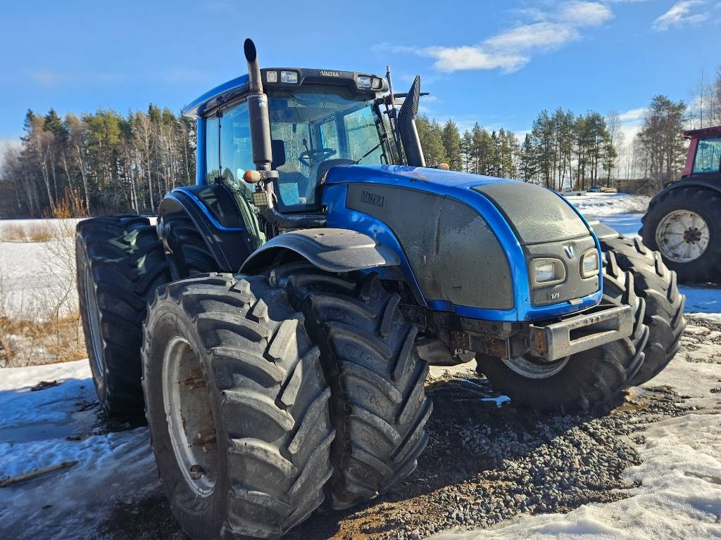Valtra T 171 - Tractor: afbeelding 3 Valtra T 171 - Tractor: afbeelding 3