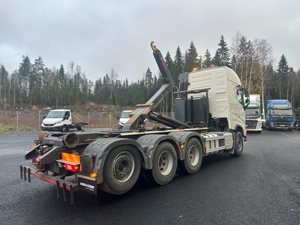 Volvo FH 500 8X4*4 - Haakarmsysteem vrachtwagen: afbeelding 4 Volvo FH 500 8X4*4 - Haakarmsysteem vrachtwagen: afbeelding 4