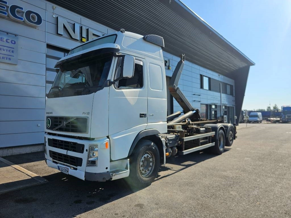 Volvo FH12 460 - Haakarmsysteem vrachtwagen: afbeelding 1 Volvo FH12 460 - Haakarmsysteem vrachtwagen: afbeelding 1
