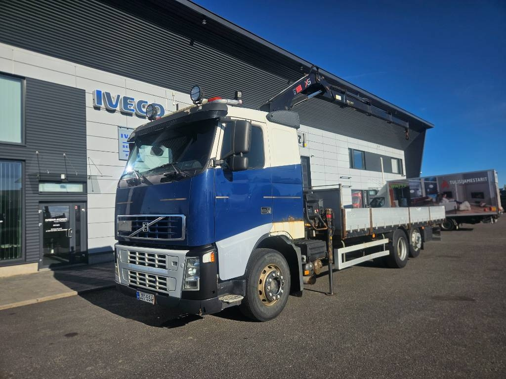 Volvo FH12 6x2 Hiab 166 kympitys 2029 asti - Kraanwagen: afbeelding 1 Volvo FH12 6x2 Hiab 166 kympitys 2029 asti - Kraanwagen: afbeelding 1