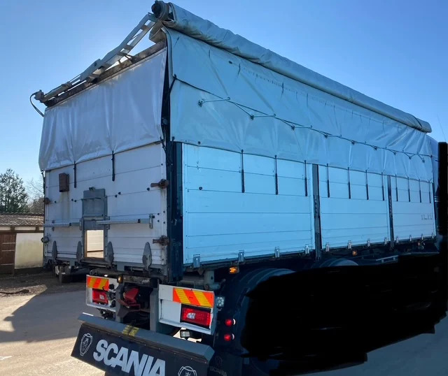 Korn lad - Kipper laadbak: afbeelding 2 Korn lad - Kipper laadbak: afbeelding 2