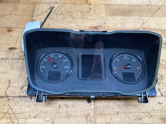 Scania Instrument cluster – Scania 3165900 - Elektrisch systeem voor Vrachtwagen: afbeelding 1 Scania Instrument cluster – Scania 3165900 - Elektrisch systeem voor Vrachtwagen: afbeelding 1