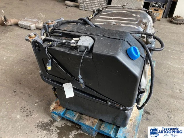 Scania adblue tank / reductant tank scania 2393232 - AdBlue Tank voor Vrachtwagen: afbeelding 1 Scania adblue tank / reductant tank scania 2393232 - AdBlue Tank voor Vrachtwagen: afbeelding 1