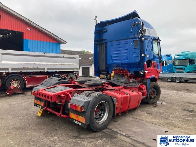 Iveco Stralis 440 Damage - Trekker: afbeelding 4 Iveco Stralis 440 Damage - Trekker: afbeelding 4