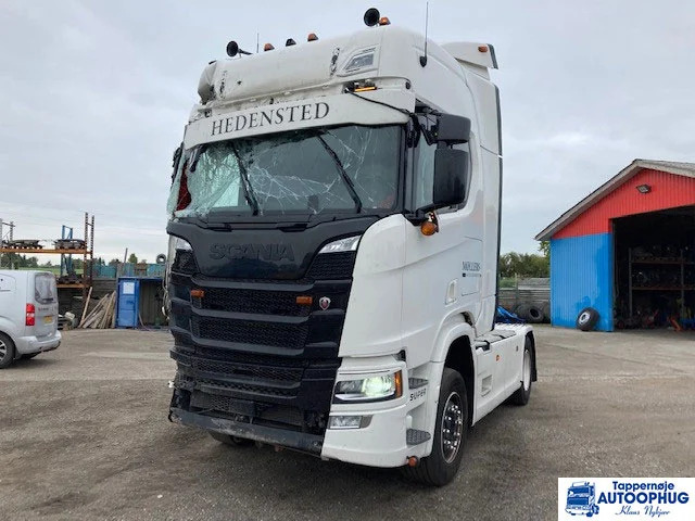 Scania R450 4X2 Retarder Damage - Trekker: afbeelding 1 Scania R450 4X2 Retarder Damage - Trekker: afbeelding 1
