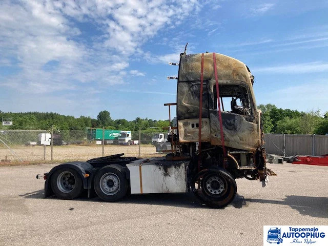 Volvo FH460 6X2 - Trekker: afbeelding 2 Volvo FH460 6X2 - Trekker: afbeelding 2