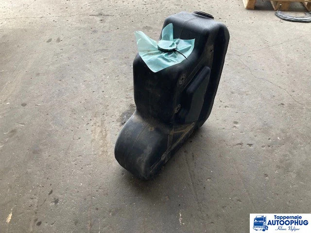 Volvo adblue tank – Volvo 23225656 - AdBlue Tank voor Vrachtwagen: afbeelding 3 Volvo adblue tank – Volvo 23225656 - AdBlue Tank voor Vrachtwagen: afbeelding 3