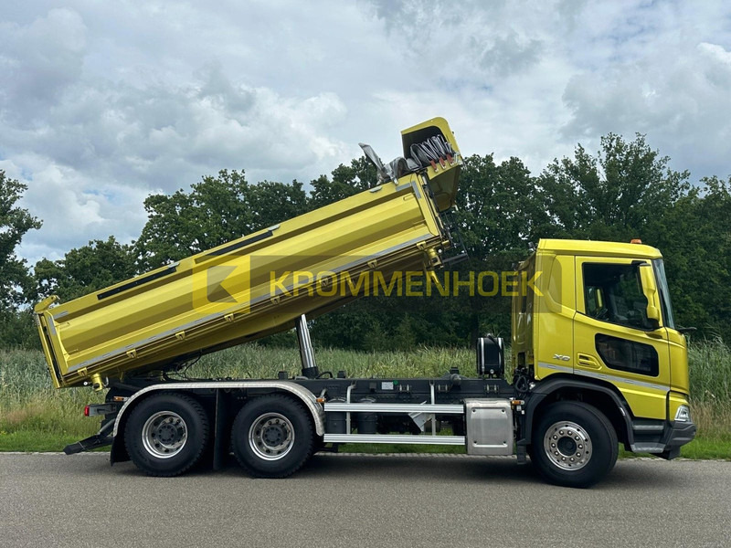 DAF XD 450 FAT Demo | 6x4 | 3 zijdige Kipper - Kipper vrachtwagen: afbeelding 2 DAF XD 450 FAT Demo | 6x4 | 3 zijdige Kipper - Kipper vrachtwagen: afbeelding 2