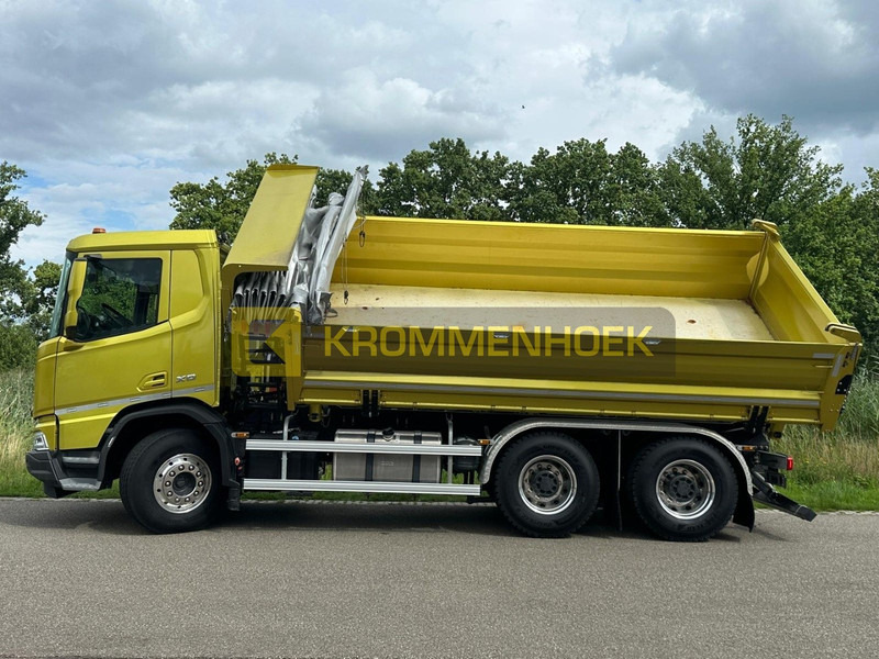 DAF XD 450 FAT Demo | 6x4 | 3 zijdige Kipper - Kipper vrachtwagen: afbeelding 4 DAF XD 450 FAT Demo | 6x4 | 3 zijdige Kipper - Kipper vrachtwagen: afbeelding 4