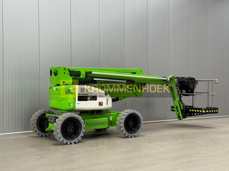 Nifty Lift HR 17 Hybrid 4x4 - Knikarmhoogwerker: afbeelding 4 Nifty Lift HR 17 Hybrid 4x4 - Knikarmhoogwerker: afbeelding 4