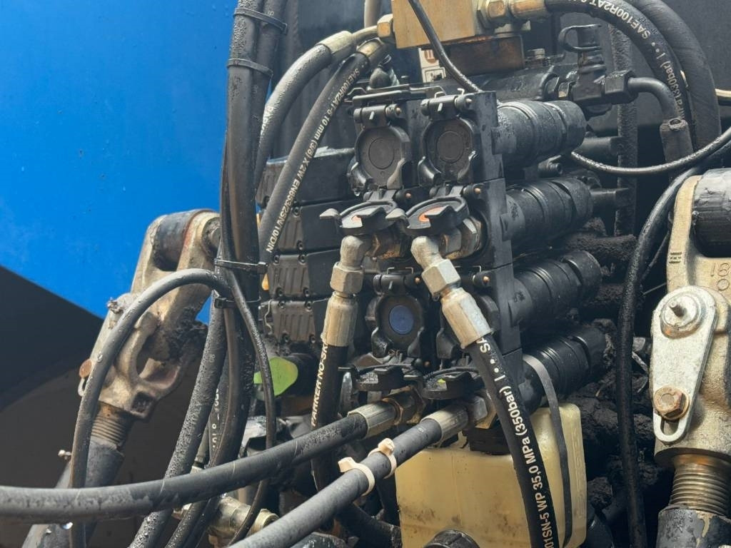 Tractor New Holland T6080 Power Command met Herder MBK513LSH!: afbeelding 13