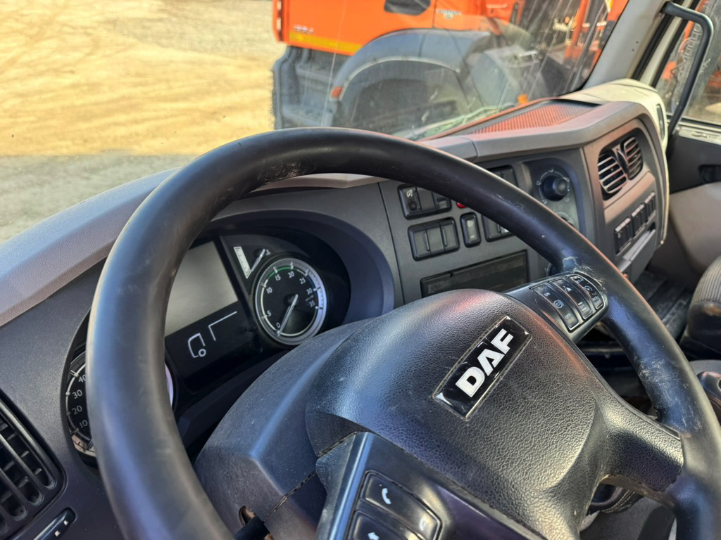 Veegwagen DAF LF180: afbeelding 9