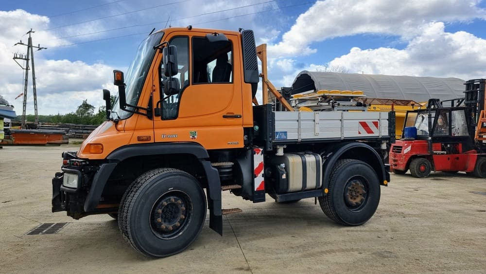 MERCEDES-BENZ Unimog U400 - Gemeentelijke tractor: afbeelding 4 MERCEDES-BENZ Unimog U400 - Gemeentelijke tractor: afbeelding 4